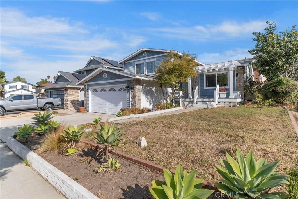 Harbor City, CA 90710,23608 Pineforest LN