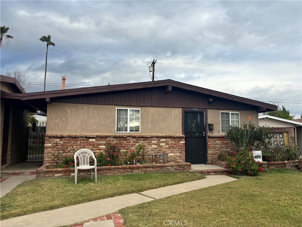 Sylmar, CA 91342,13106 Norris AVE