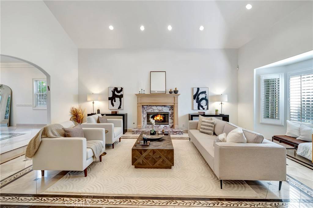 Valley Village, CA 91607,12223 Otsego ST