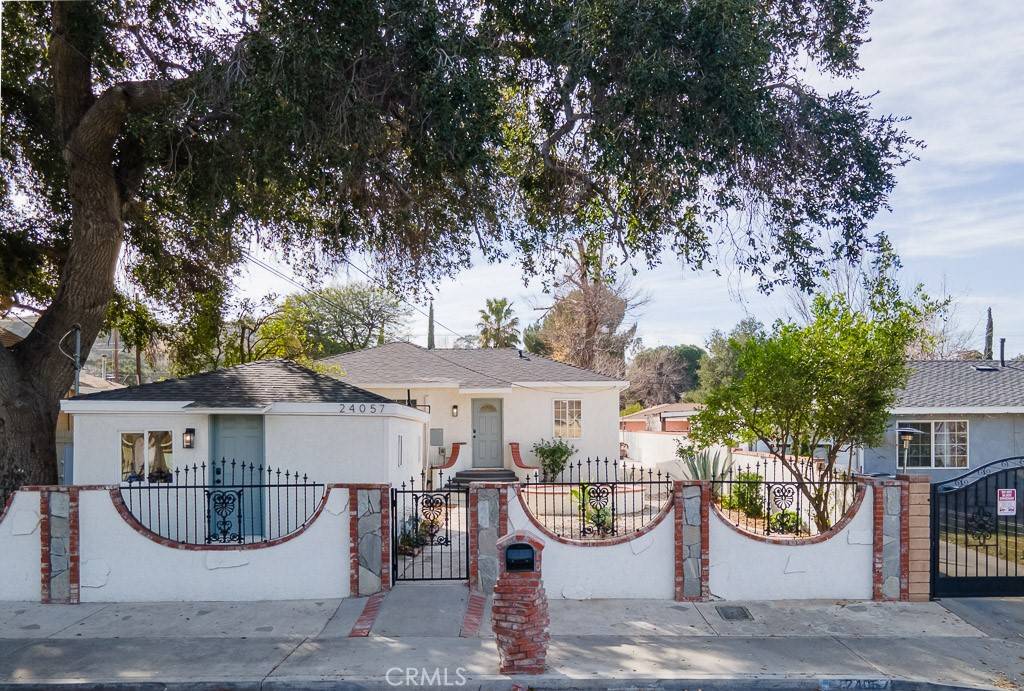 Newhall, CA 91321,24057 Race ST #A & B