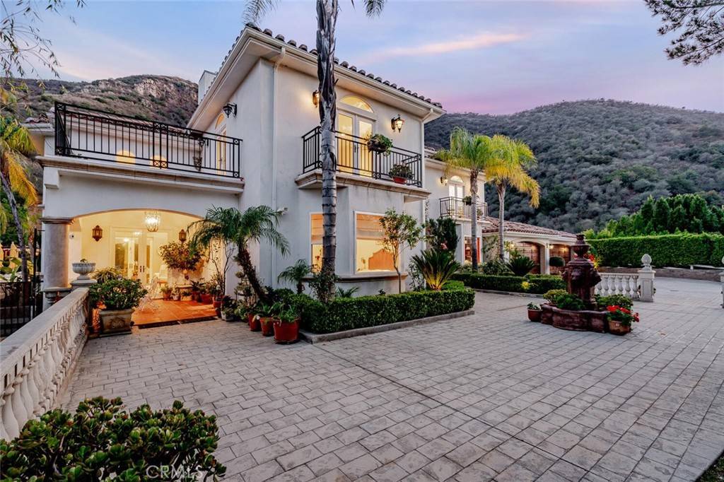 Bell Canyon, CA 91307,27 Round Up RD