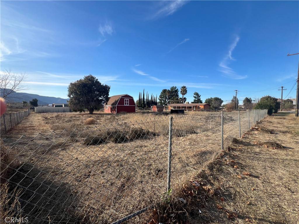 21485 Bundy Canyon RD Wildomar, CA 92595