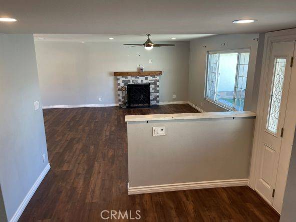 Simi Valley, CA 93063,2292 Jonesboro AVE