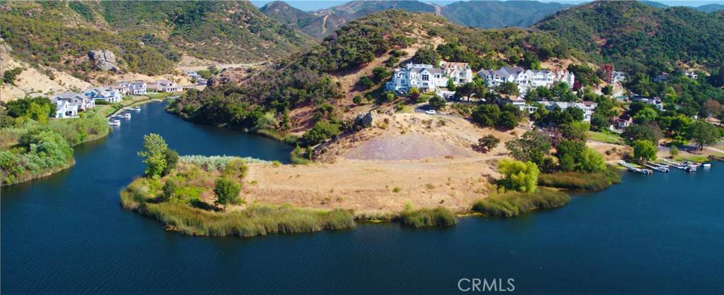 Westlake Village, CA 91361,500 Lower Lake RD