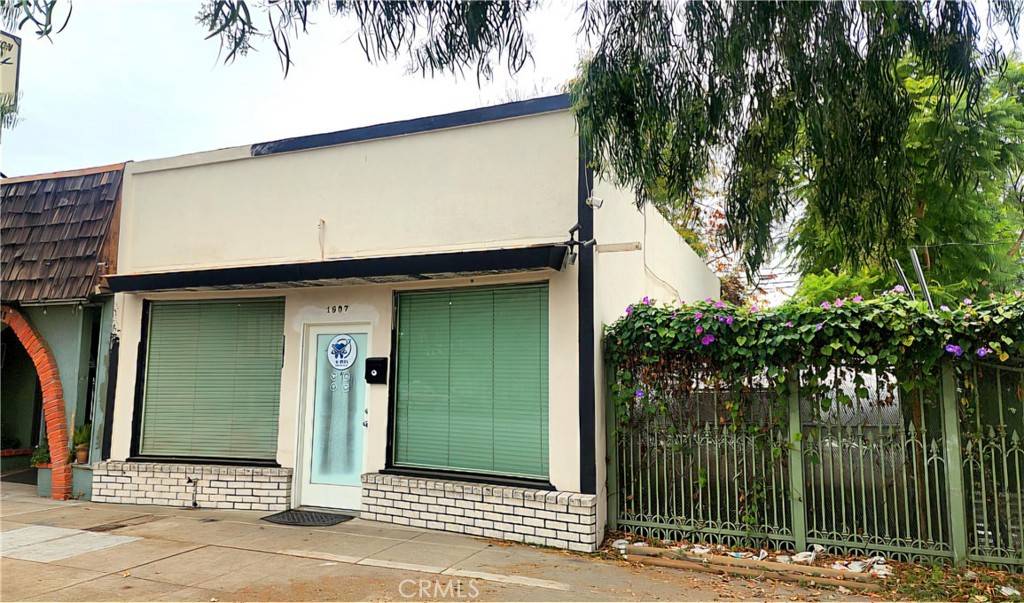 Burbank, CA 91506,1605 1607 W Burbank BLVD