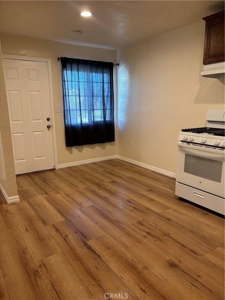 Sylmar, CA 91342,11725 Brussels AVE