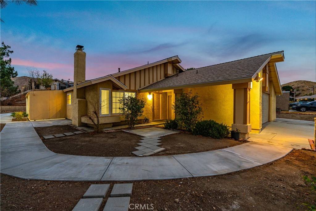 Canyon Country, CA 91387,29835 Abelia RD