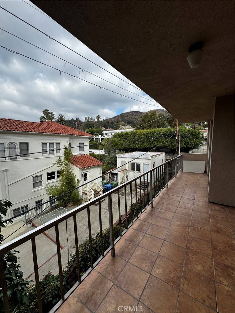 Los Angeles, CA 90046,1745 Camino Palmero ST #423