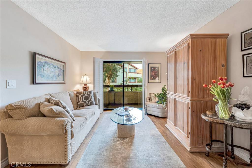 Canyon Country, CA 91387,28010 Tiffany LN #309