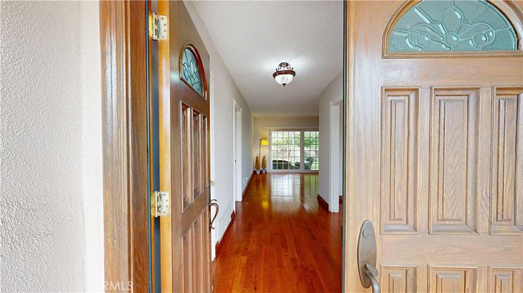 West Hills, CA 91304,23415 Strathern ST