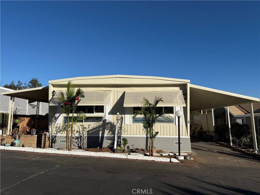 El Cajon, CA 92021,12970 Highway 8 #3