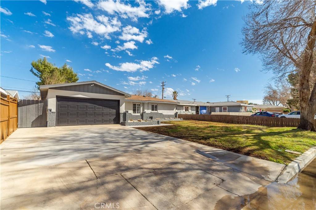 Lancaster, CA 93534,45020 Harlas AVE