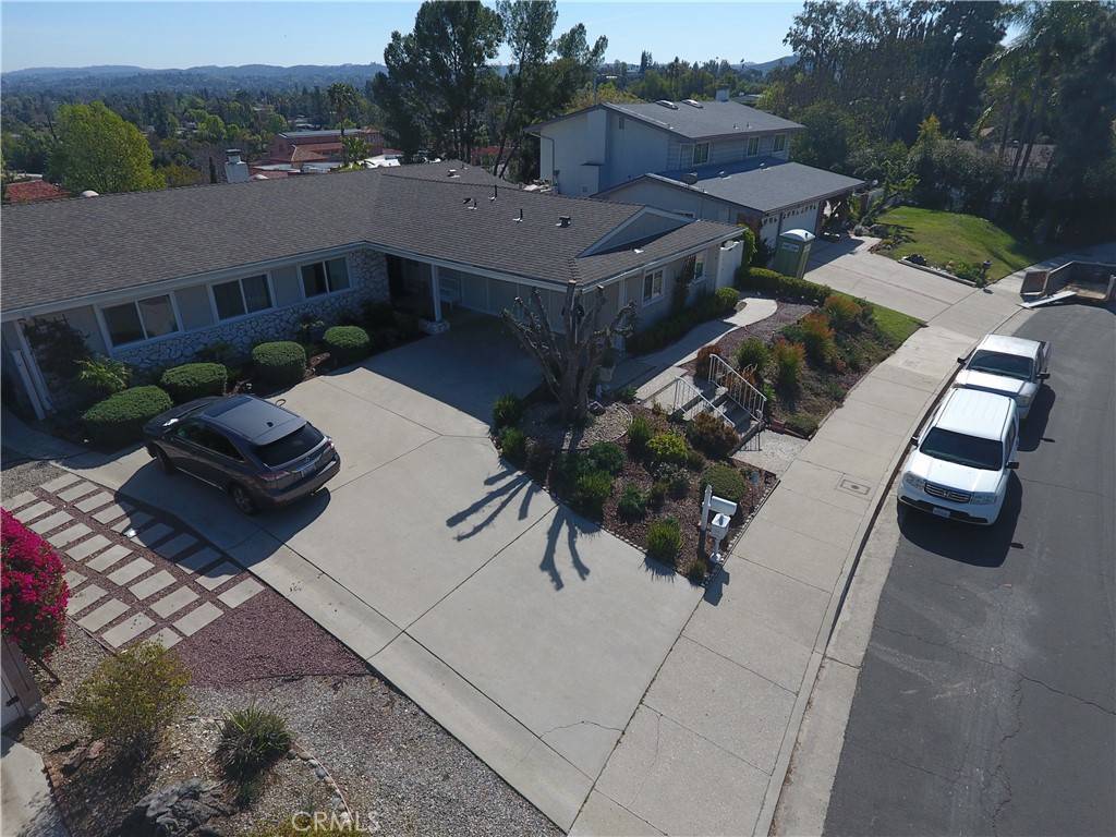 Woodland Hills, CA 91367,6170 Pat AVE