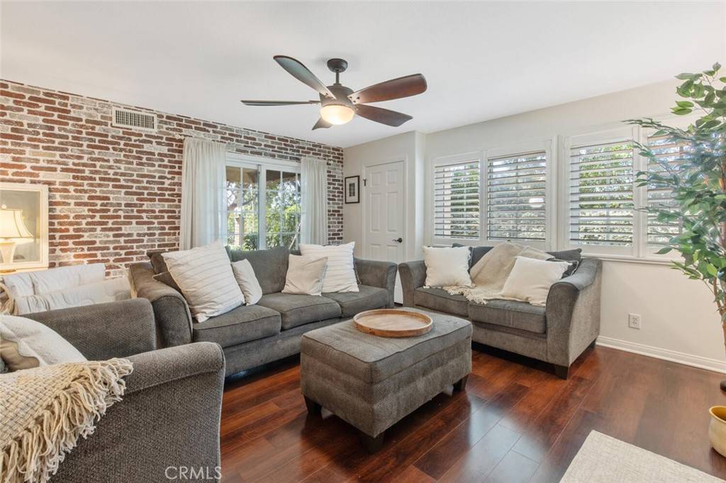 Moorpark, CA 93021,502 Charles ST