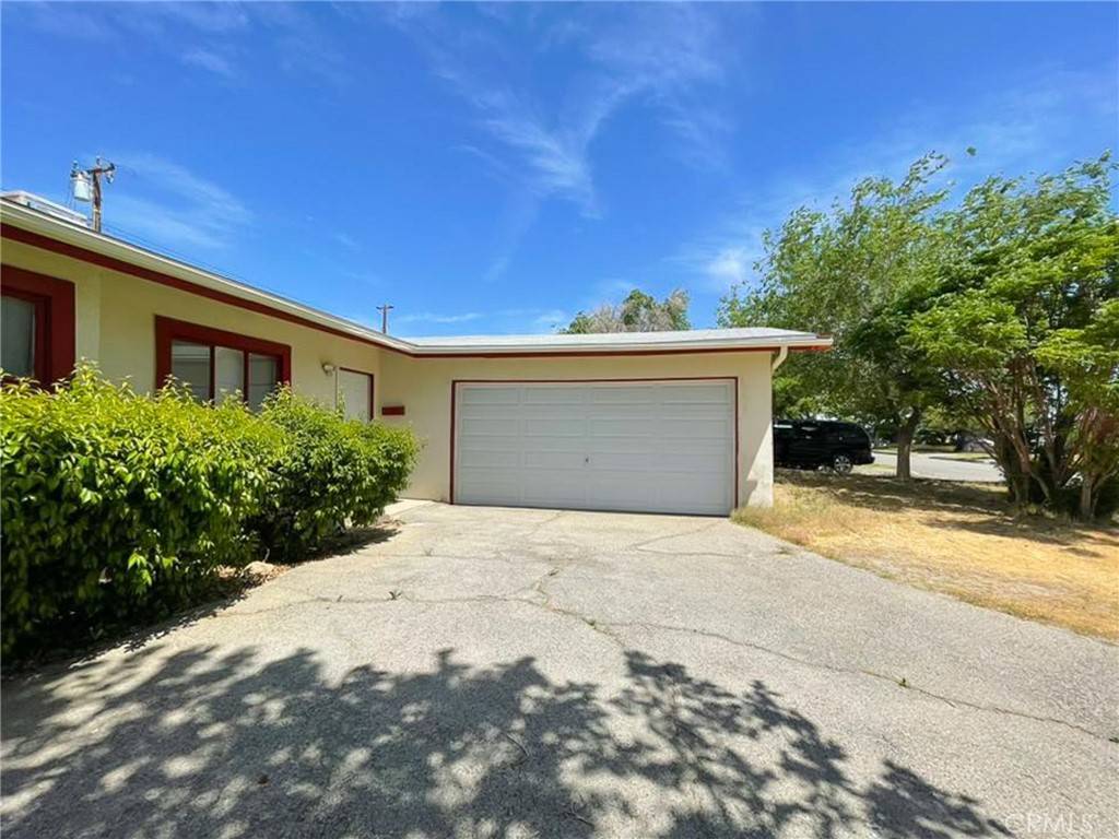 Lancaster, CA 93535,45567 Andale AVE