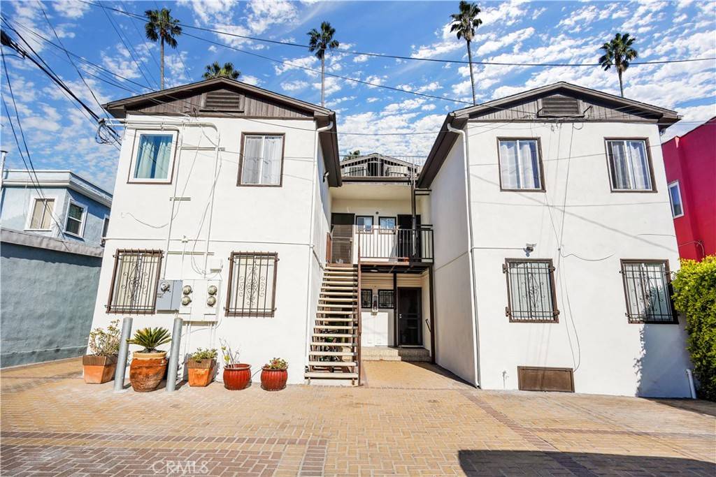 Los Angeles, CA 90028,5666 5672 Franklin AVE