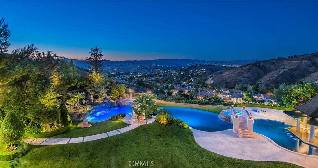 Calabasas, CA 91302,25365 PRADO DE LA FELICIDAD
