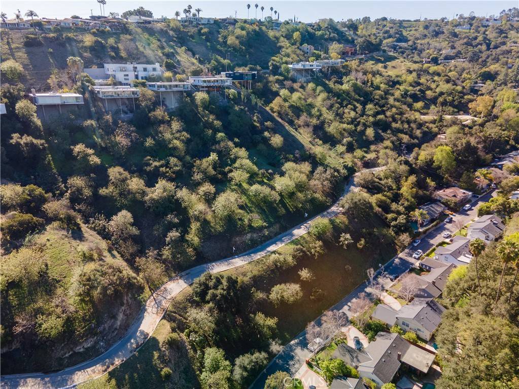 Sherman Oaks, CA 91423,3732 N Knobhill DR