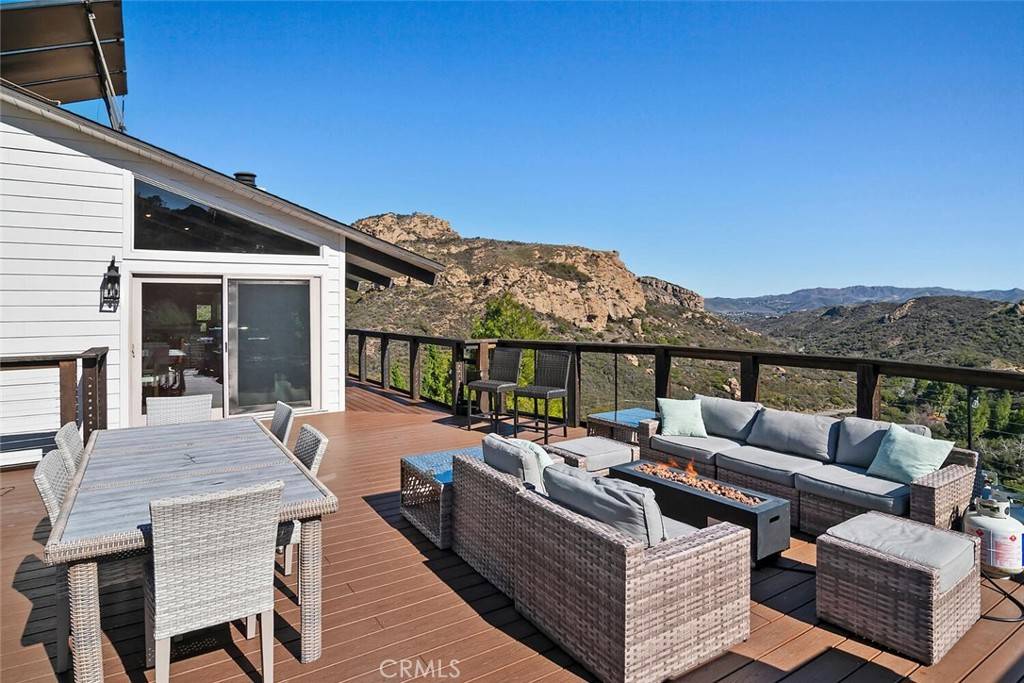 Thousand Oaks, CA 91361,800 E Carlisle RD