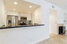 Valley Village, CA 91602,11531 Riverside DR #209