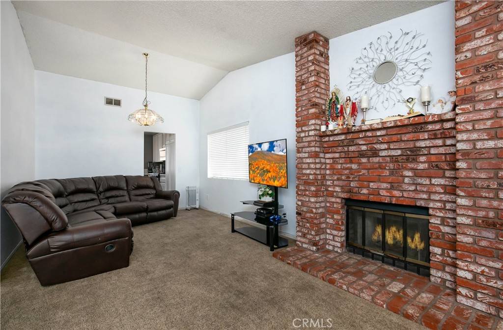 Lancaster, CA 93535,1053 Lightcap ST