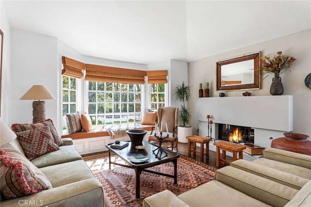 Calabasas, CA 91302,24343 Park Granada