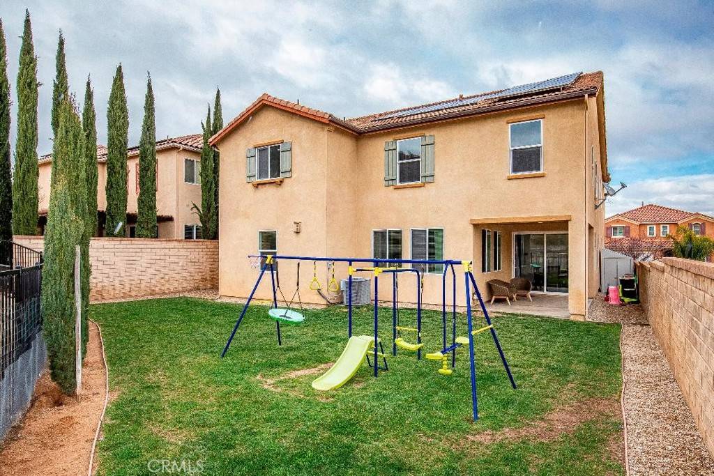 Saugus, CA 91350,20512 Charlie CT