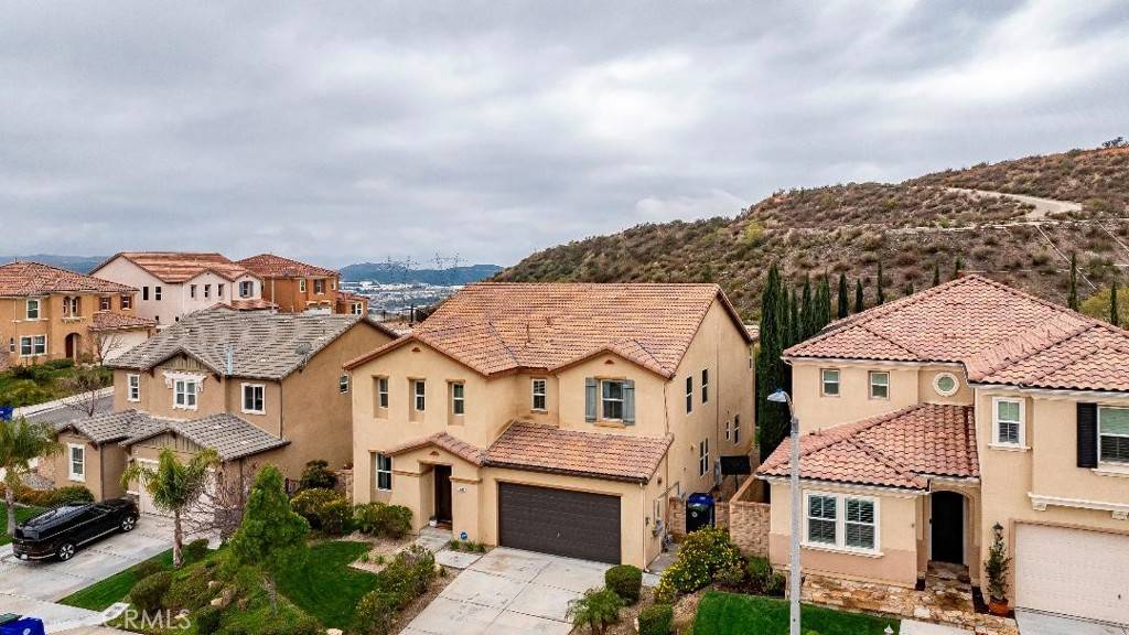 Saugus, CA 91350,20512 Charlie CT