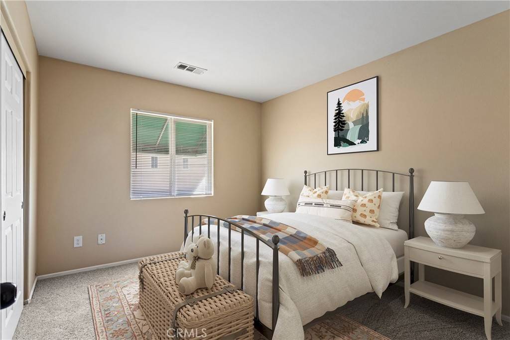 Lancaster, CA 93535,1128 E Avenue K6