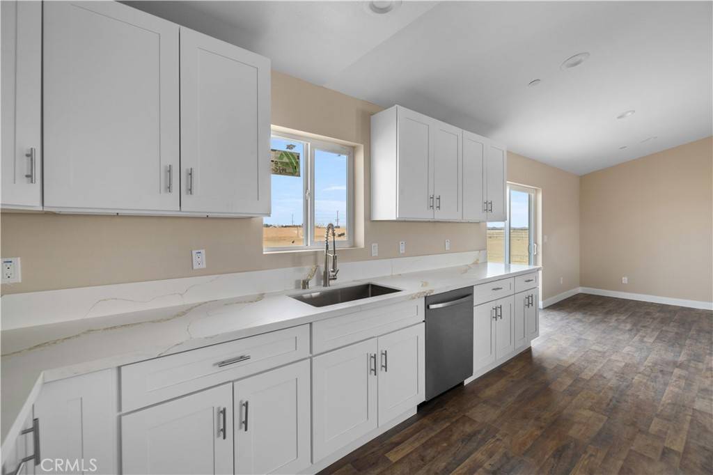 Lancaster, CA 93536,7045 W A8