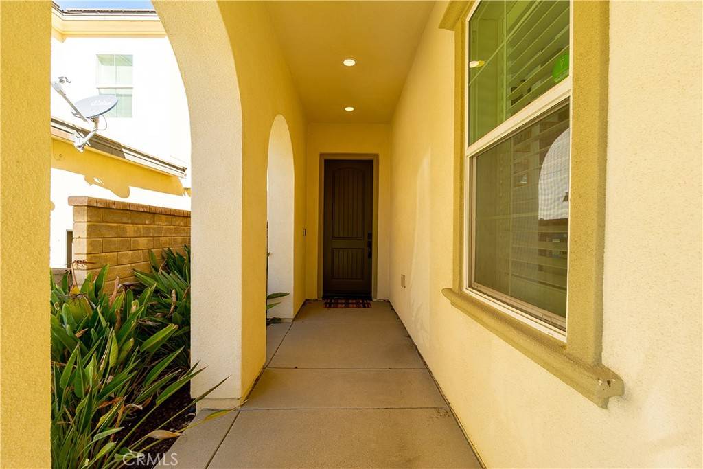 Saugus, CA 91350,20523 Stella PL