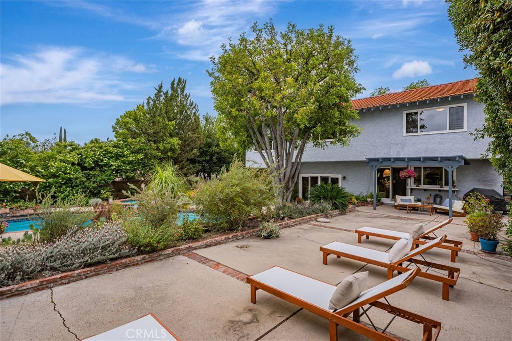 Calabasas, CA 91301,27072 Esward DR