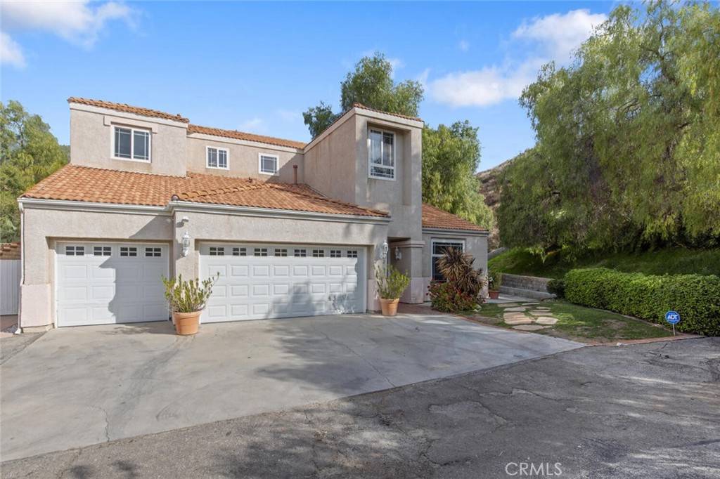 Canyon Country, CA 91387,28072 Magic Mountain LN