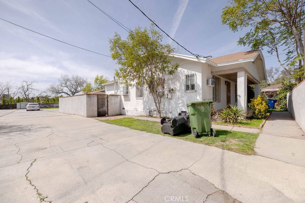 Pacoima, CA 91331,11779 Dronfield AVE