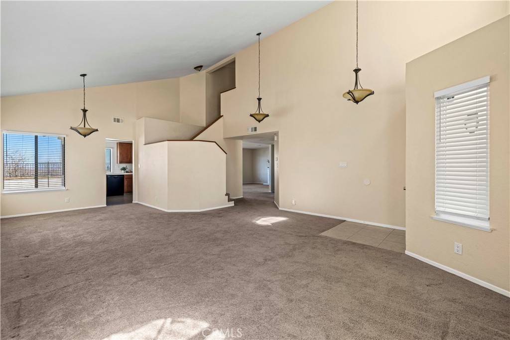Palmdale, CA 93551,4377 Sungate DR