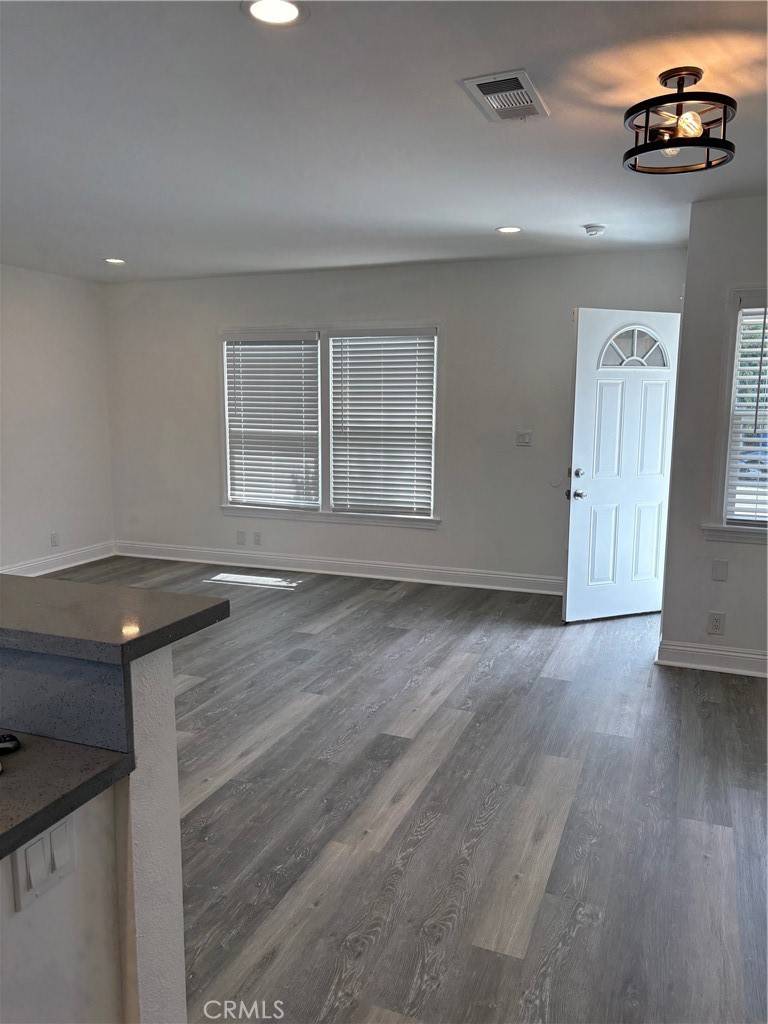 North Hollywood, CA 91601,11031 Hatteras ST