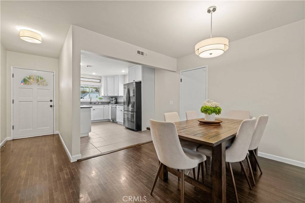 Saugus, CA 91350,22607 Aguadero PL