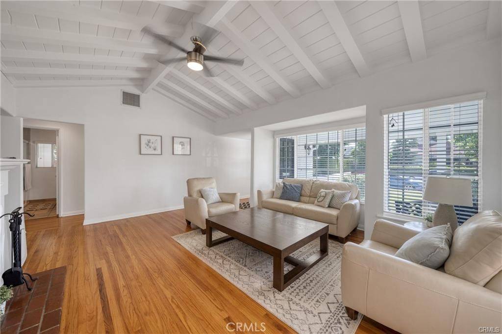 Valley Glen, CA 91401,6331 Murietta AVE