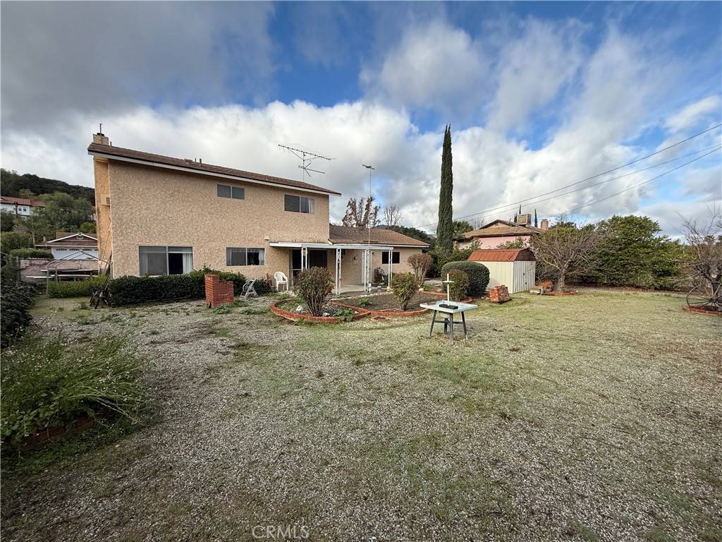 Newhall, CA 91321,23617 Daisetta DR