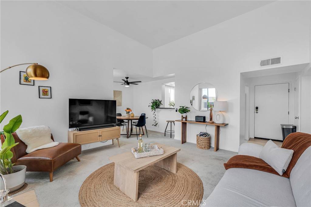 Canoga Park, CA 91304,7826 Topanga Canyon BLVD #310