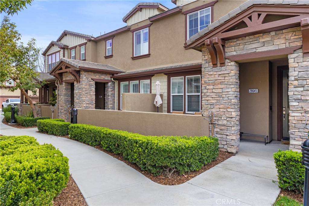 Valencia, CA 91354,28645 Pietro DR