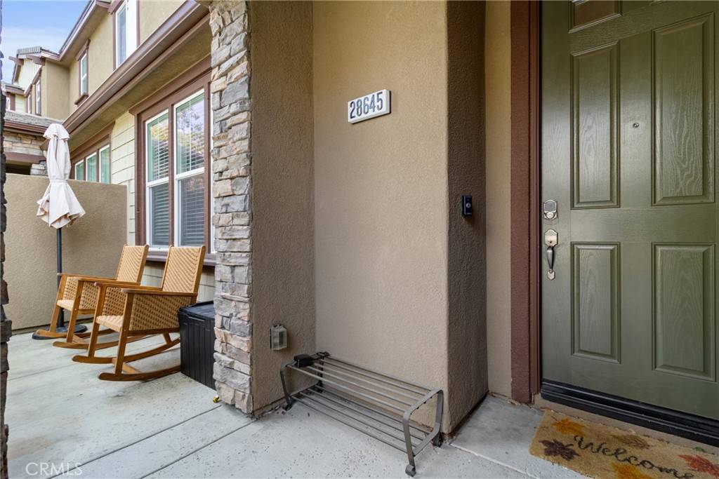 Valencia, CA 91354,28645 Pietro DR