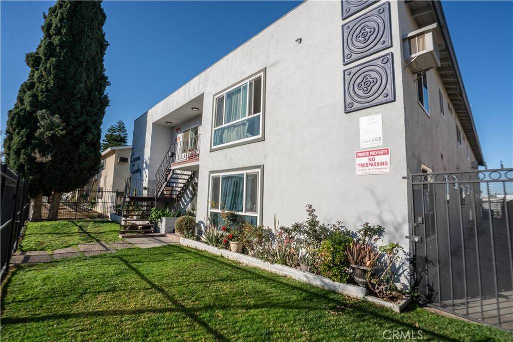 Reseda, CA 91335,7515 Canby AVE