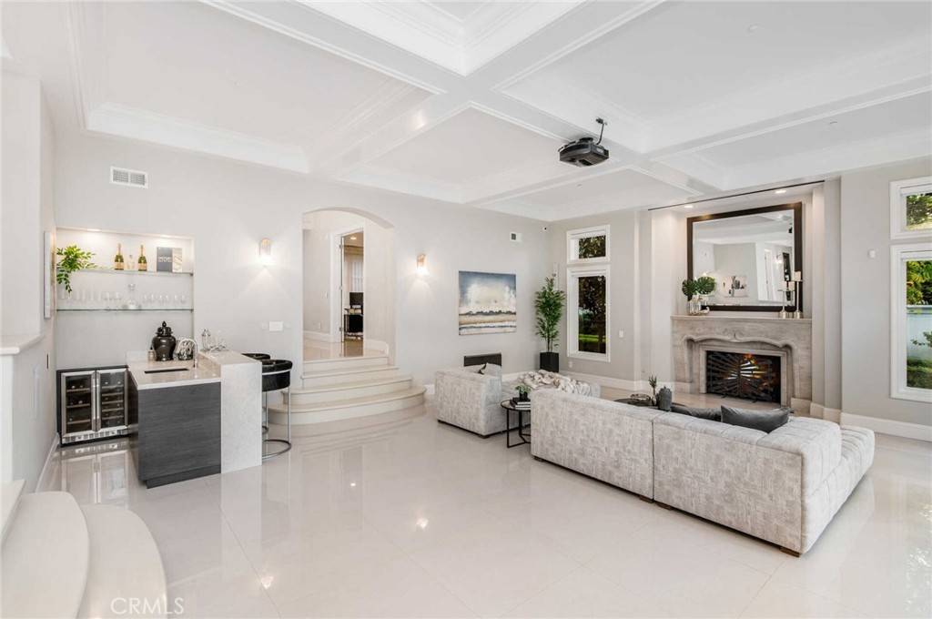 1756 Clear View DR Beverly Hills, CA 90210