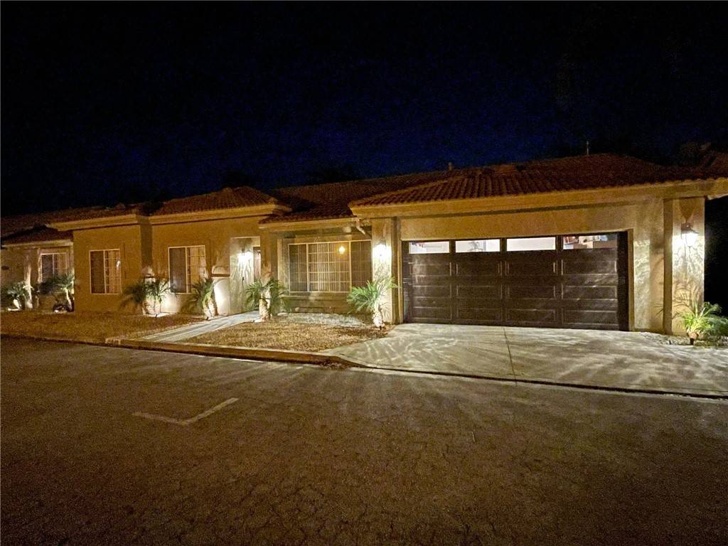 Sylmar, CA 91342,15848 Larkspur ST