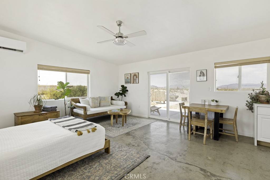 81150 Harley LN 29 Palms, CA 92277