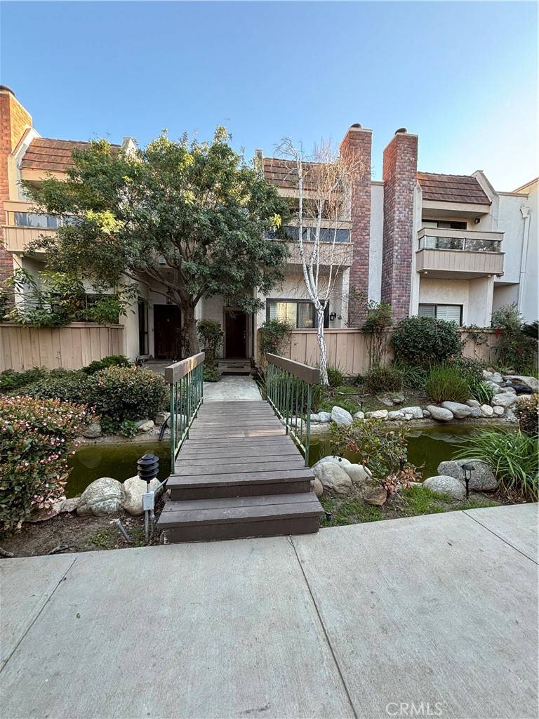 Encino, CA 91316,5533 Edward E Horton LN #3