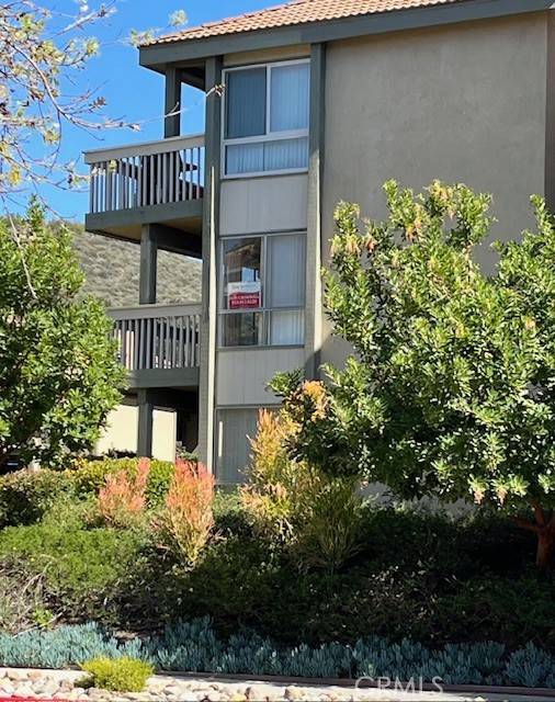 Thousand Oaks, CA 91360,290 Sequoia CT #25