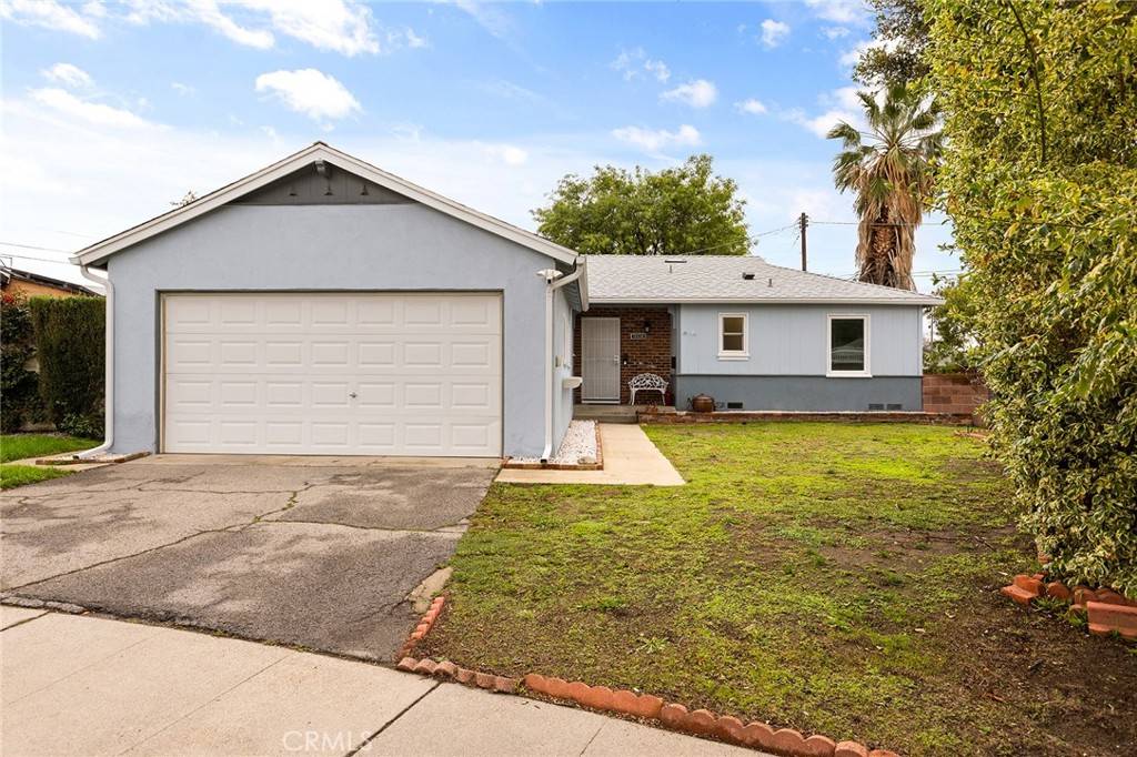 Panorama City, CA 91402,14638 Moody ST