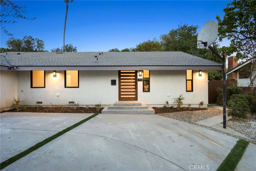 Chatsworth, CA 91311,10538 Lurline AVE